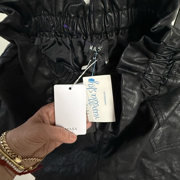 New Vanilla Star Black High Waist Faux Leather Shorts - Picture 5 of 8